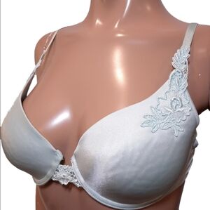 3/$20 Valisere Lingerie Satin Underwire Demi Bra Embroidered Mint Green 38B